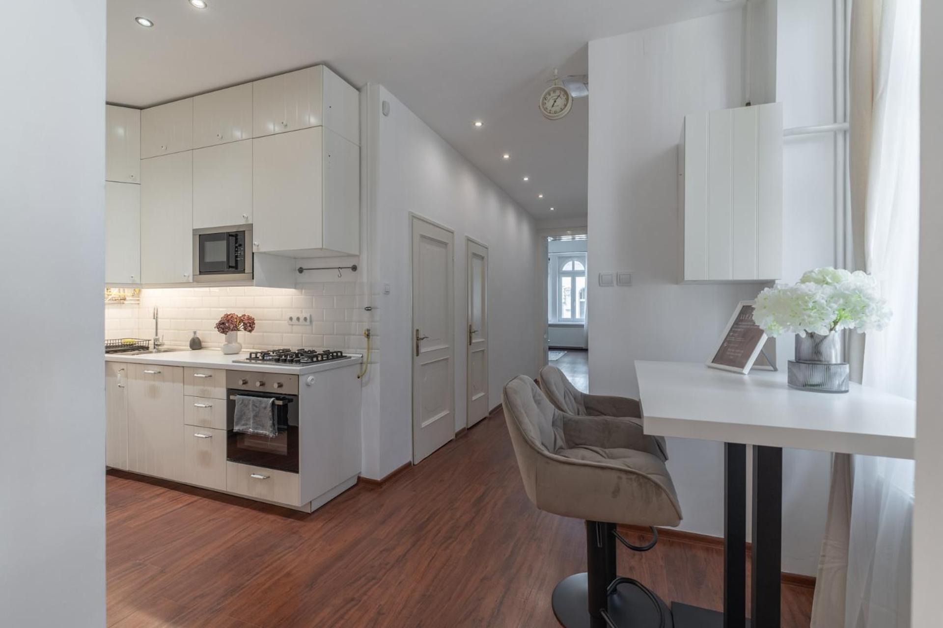 Deluxe And Cozy City Center Suite For 8Ppl Budapest Eksteriør bilde