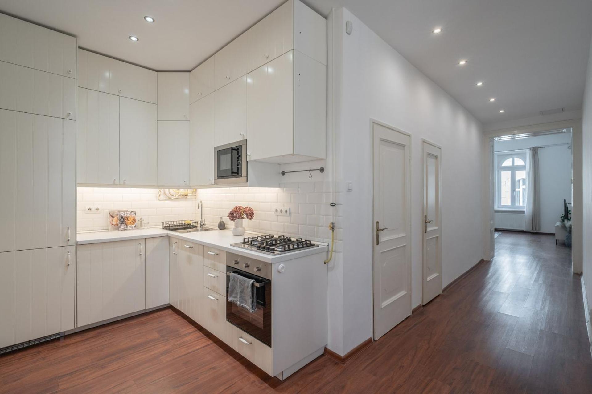 Deluxe And Cozy City Center Suite For 8Ppl Budapest Eksteriør bilde