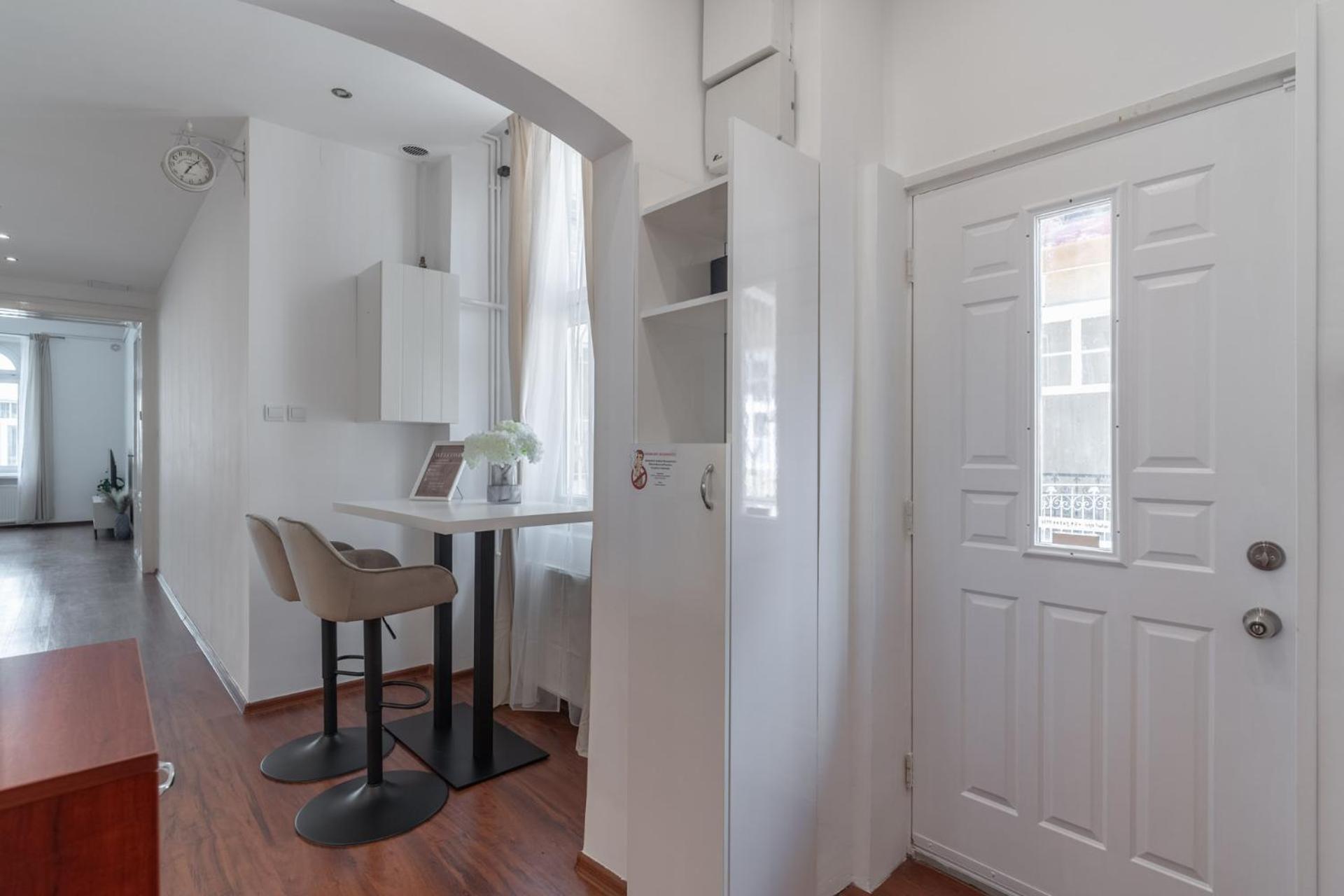 Deluxe And Cozy City Center Suite For 8Ppl Budapest Eksteriør bilde