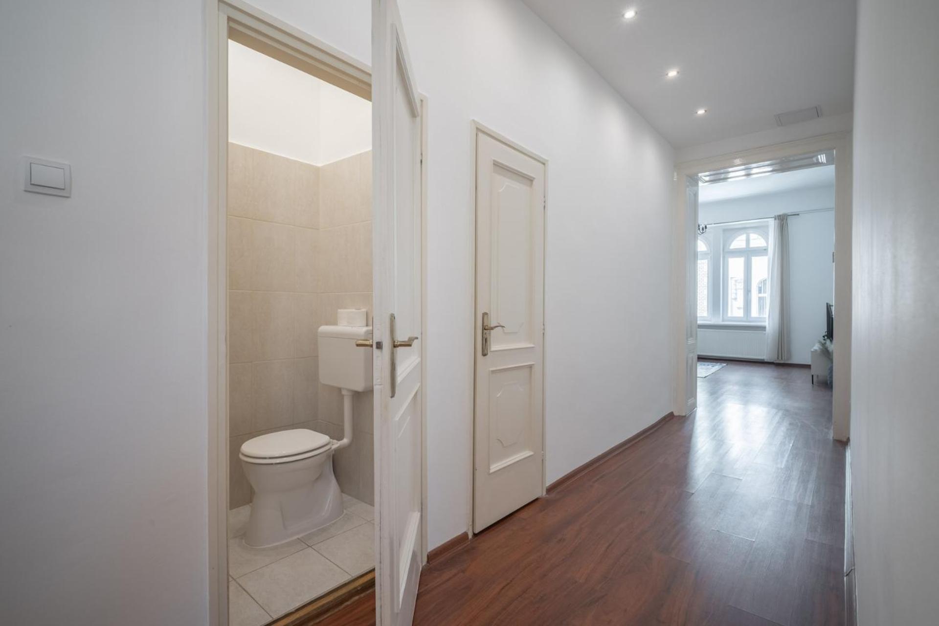 Deluxe And Cozy City Center Suite For 8Ppl Budapest Eksteriør bilde